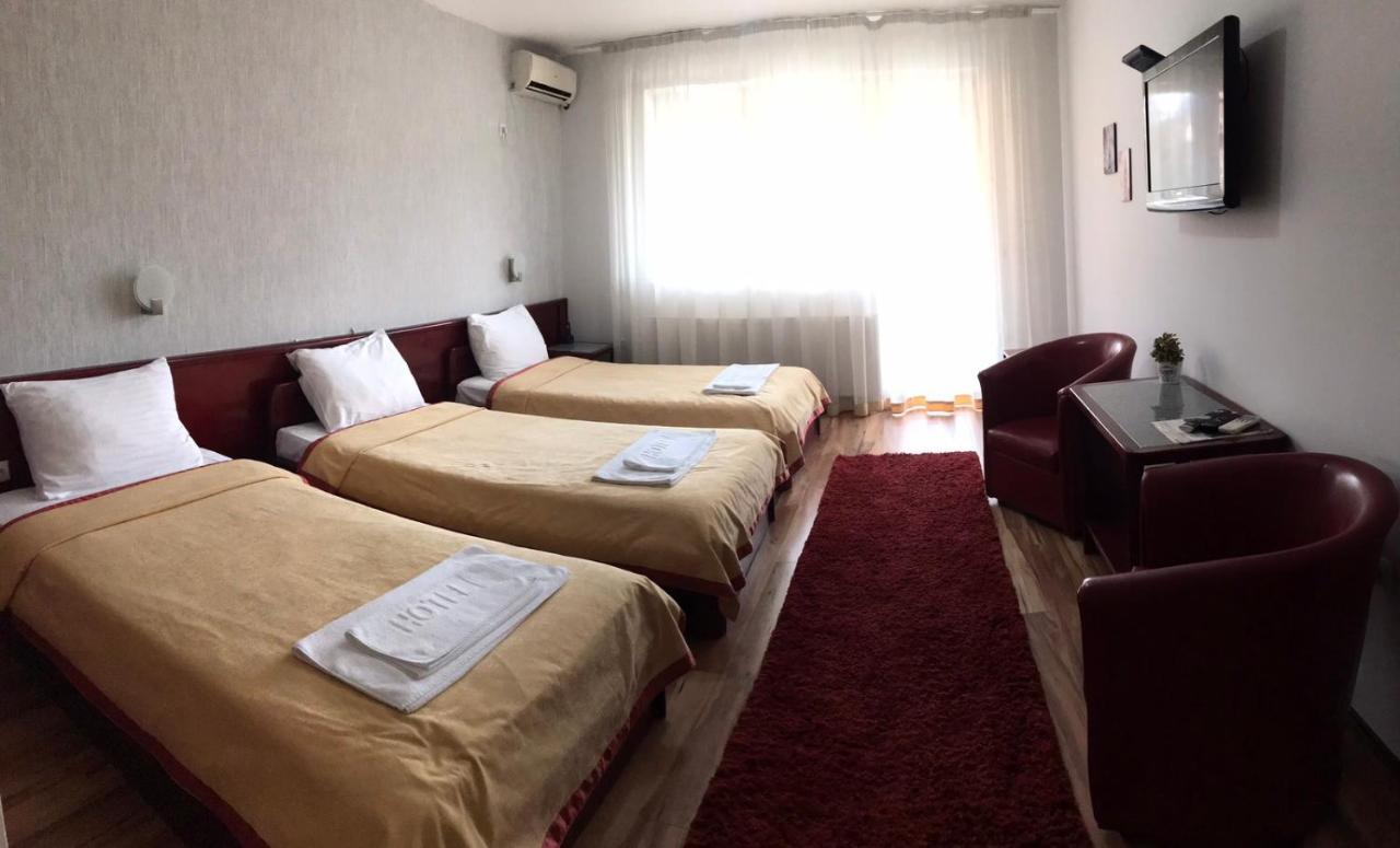 Hotel Tri "O" Topola Luaran gambar
