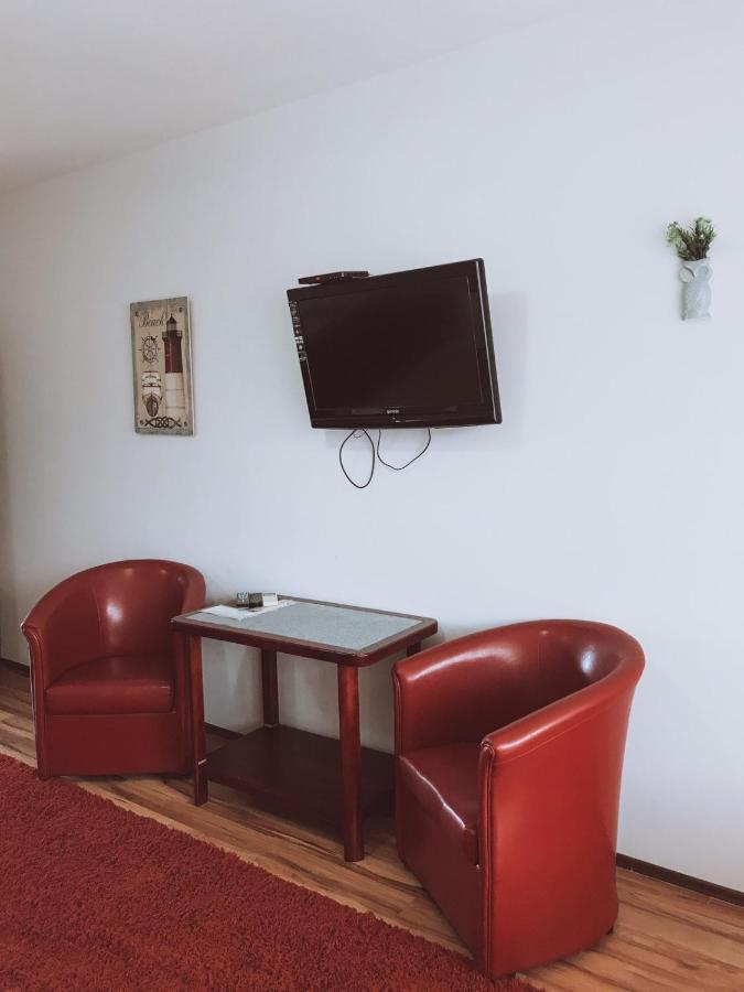 Hotel Tri "O" Topola Luaran gambar