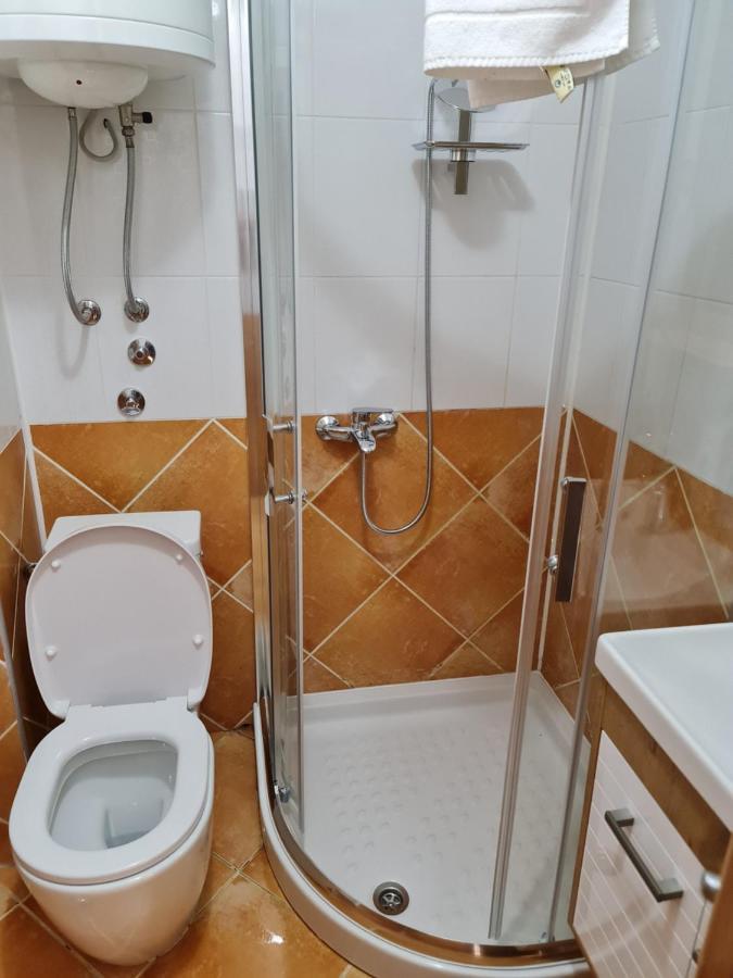 Hotel Tri "O" Topola Luaran gambar